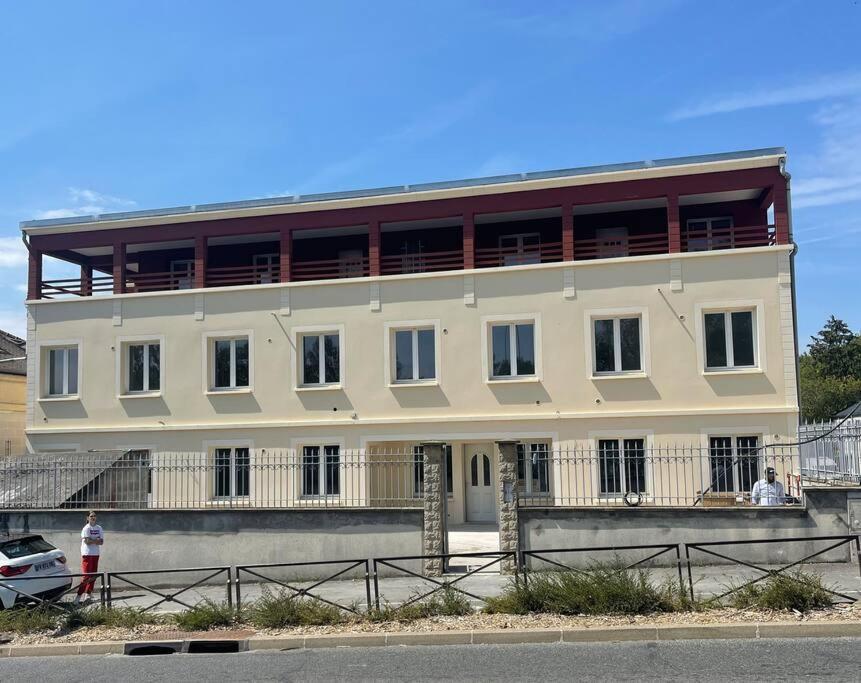 F3 Entier J - Proche Roissy-Villepinte-Paris Villiers-le-Bel Exterior foto